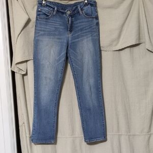 Time and Tru Women's Straight Leg Blue Jeans